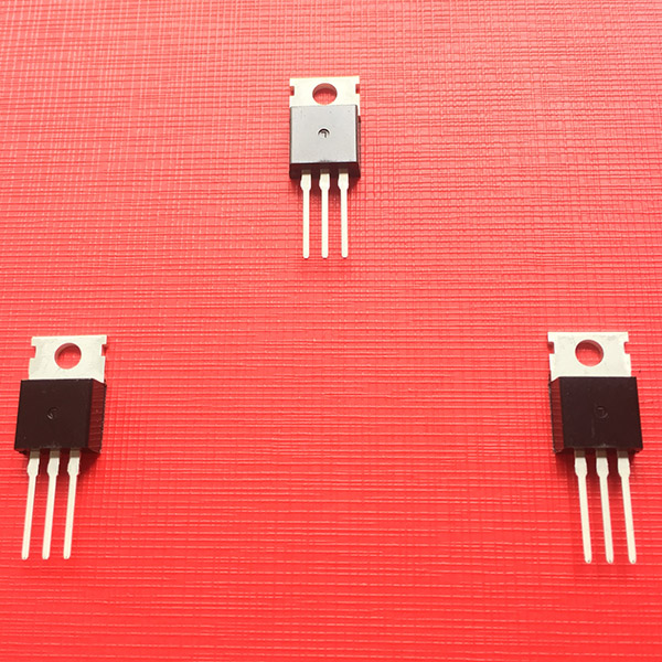 國產自主核心技術的場效應管：FHD9540，適用于電動車儀表盤